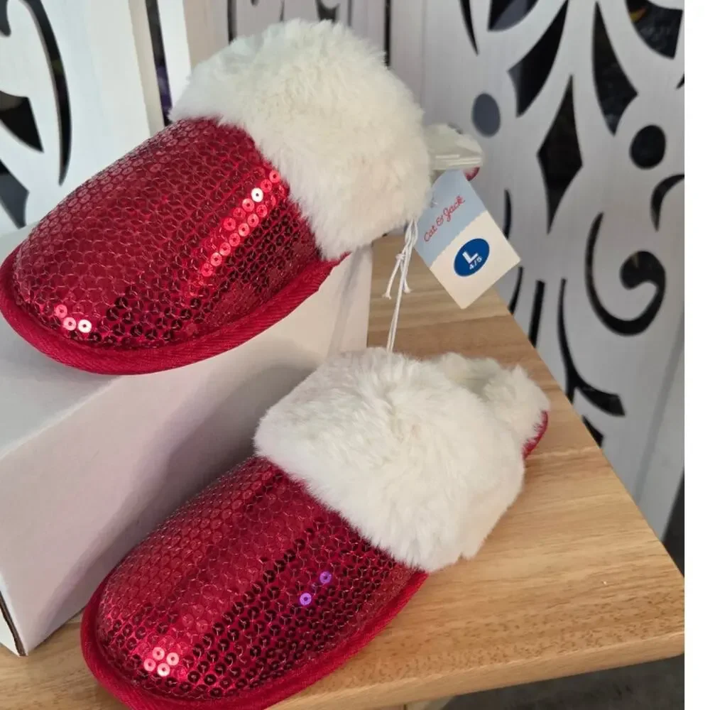 Cat & Jack Kids Red Sequin Faux Fur Christmas Slippers Size L 4/5 NWT Cozy soft